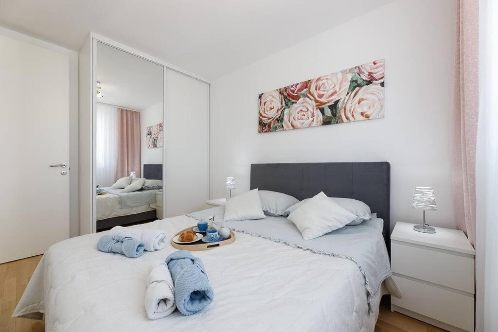 Apartment Pastel *