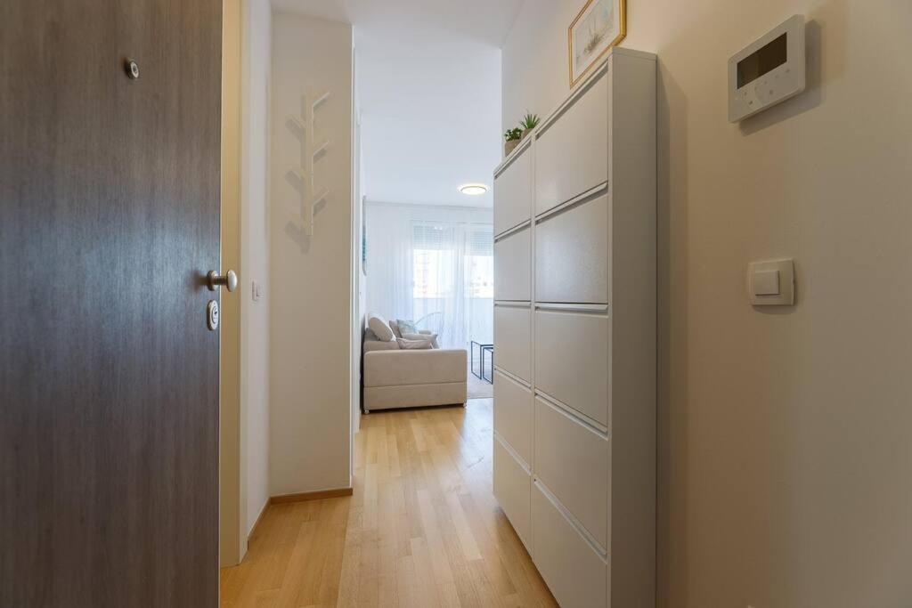Pastel Apartment